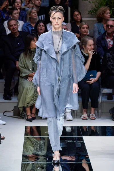 Look 42